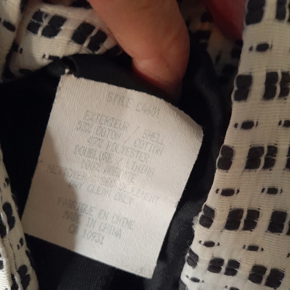 Coat - Picture 6 of 7